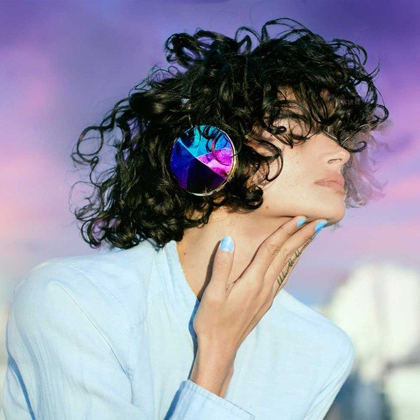 Czarne słuchawki z odpinanym kablem i tęczowymi detalami Frends Taylor Wireless-image-1