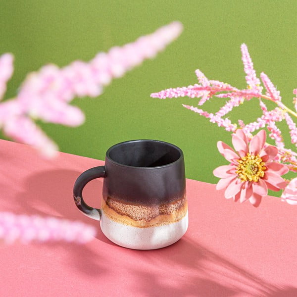 Czarny kamionkowy kubek 360 ml Mojave – Sass & Belle-image-2