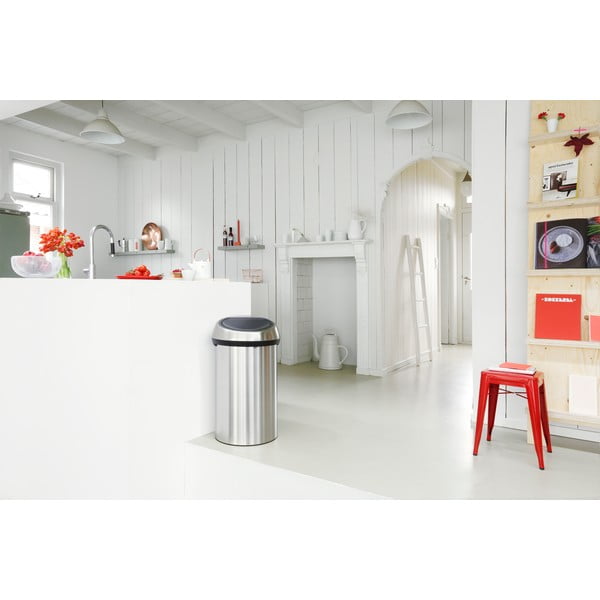 Stalowy kosz na śmieci otwierany na dotyk w kolorze matowego srebra 60 l Touch Bin – Brabantia-image-1