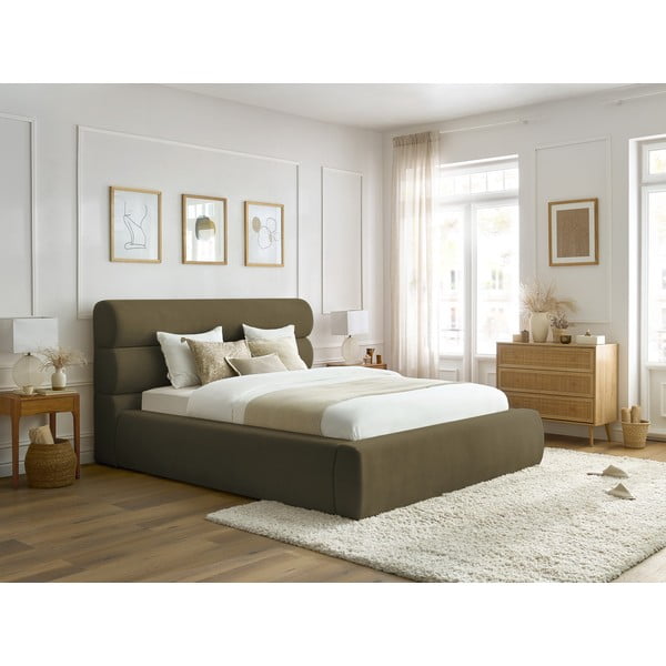 Ciemnozielone tapicerowane łóżko dwuosobowe ze schowkiem i stelażem 180x200 cm Jagna – Bobochic Paris-image-1