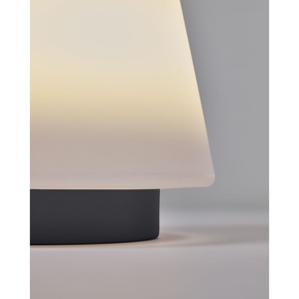 Biała plastikowa lampa stołowa LED ze ściemniaczem (wysokość 24 cm) Udiya – Kave Home (zdjęcie 8)