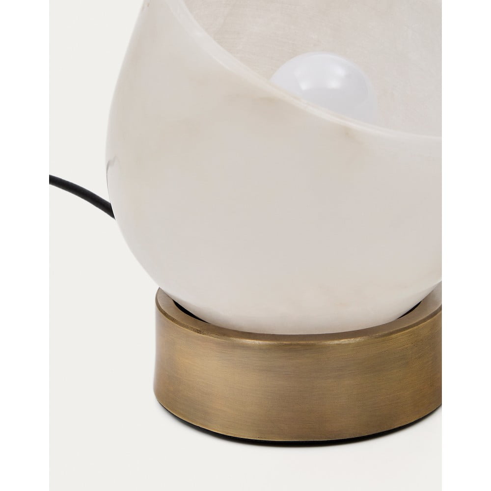 Lampa stołowa w kremowo-mosiężnym kolorze (wysokość 17 cm) Shenli – Kave Home (zdjęcie 8)