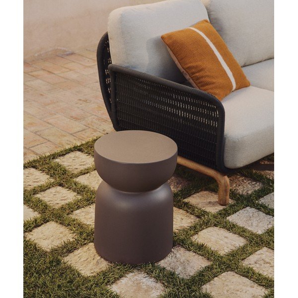 Okrągły stolik ogrodowy betonowy ø 32 cm Garbet – Kave Home-image-1
