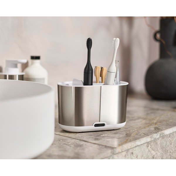 Stojak na szczoteczki do zębów ze stali nierdzewnej w kolorze srebra Duo Steel – Joseph Joseph-image-1