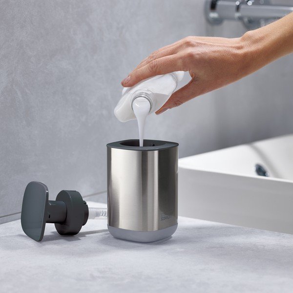 Dozownik do mydła ze stali nierdzewnej w kolorze srebra z połyskiem 250 ml Presto Steel – Joseph Joseph-image-4