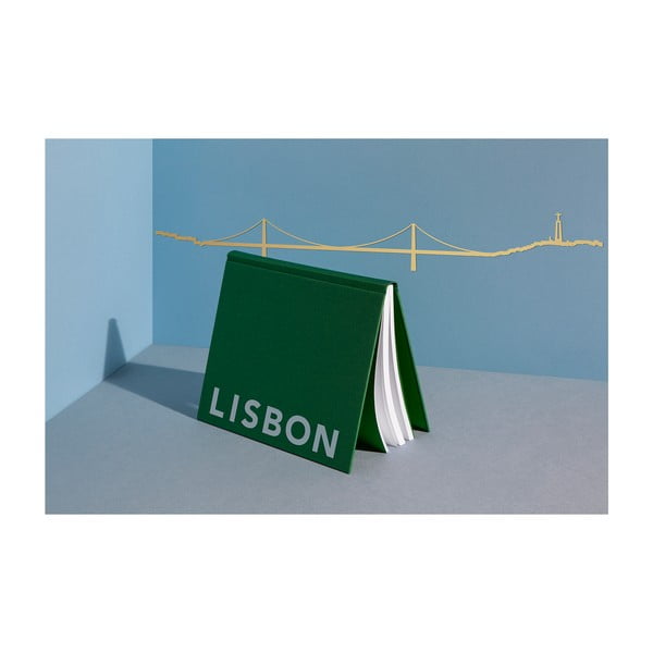 Pozłacana dekoracja ścienna z zarysem miasta The Line Lisbon