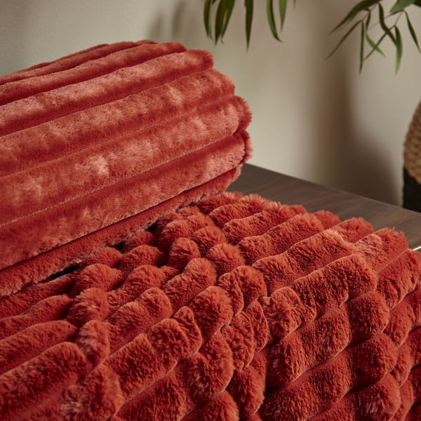 Koc z mikropluszu 130x170 cm Cosy Ribbed – Catherine Lansfield-image-2