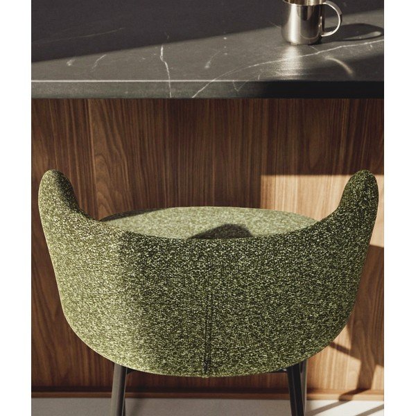 Ciemnozielony tapicerowany hoker (wysokość siedziska 75 cm) Ciselia – Kave Home-image-1