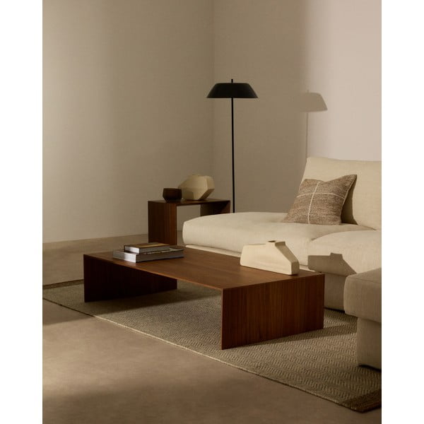 Czarna lampa stojąca z metalowym kloszem (wysokość 153 cm) Sayra – Kave Home-image-1