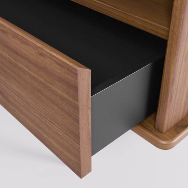 Szafka pod TV w dekorze drewna orzechowego Kave Home Carolin-image-4