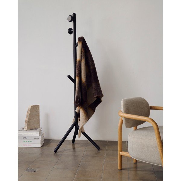 Czarny wieszak z litego drewna bukowego 46x170 cm Nadue – Kave Home-image-1