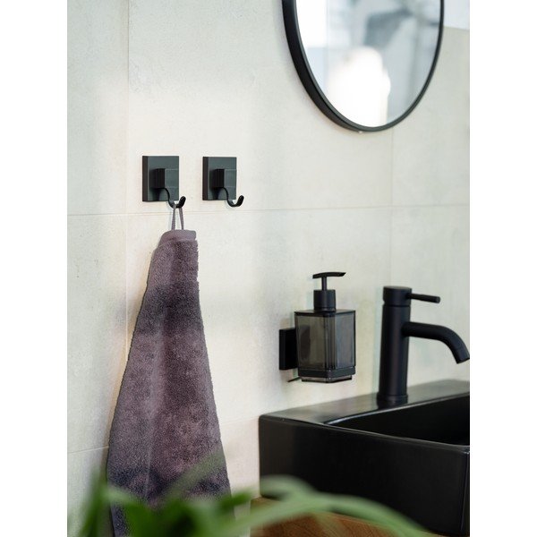 Czarne samoprzylepne plastikowe haczyki zestaw 2 szt. Quadro – Wenko-image-1