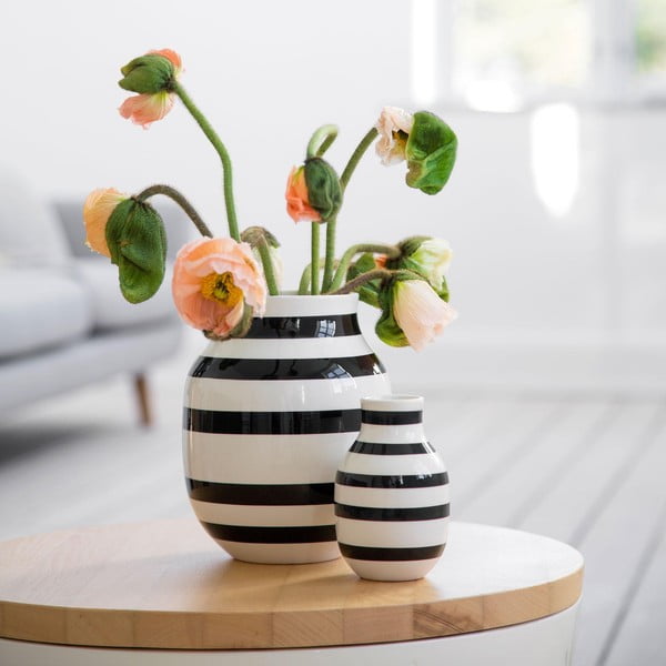 Czarno-biały kamionkowy wazon Kähler Design Omaggio, wys. 20 cm-image-1