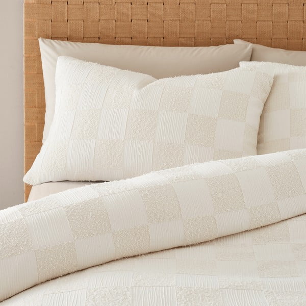 Kremowa pościel dwuosobowa z materiału bouclé 230x220 cm Cosy Checkerboard – Catherine Lansfield-image-2