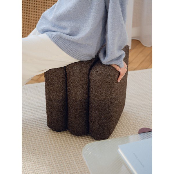 Brązowy puf z materiału bouclé Radd – noo.ma-image-2