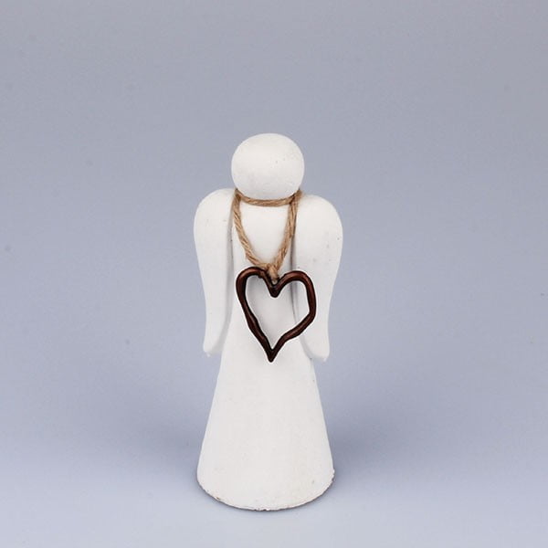 Figurka anioła z serduszkiem