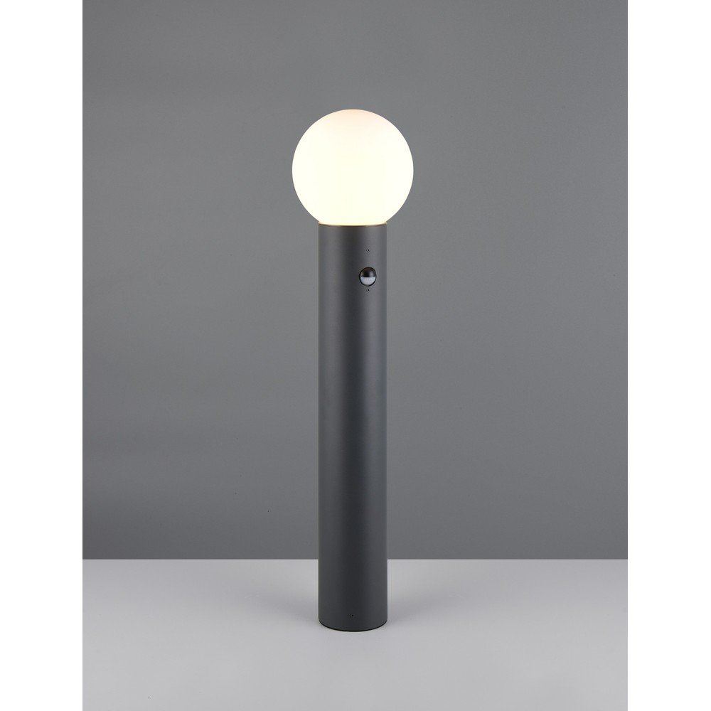 Lampa zewnętrzna typu słupek z czujnikiem ruchu ø 18 cm Mures – Trio (zdjęcie 2)