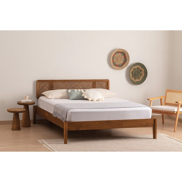 Ciemnobrązowe łóżko dwuosobowe z litego drewna świerkowego ze stelażem 180x200 cm Izabelya – Kalune Design-image-1