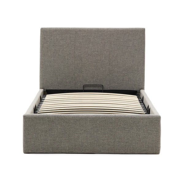 Szare tapicerowane łóżko jednoosobowe ze schowkiem i stelażem 90x200 cm Nahiri – Kave Home