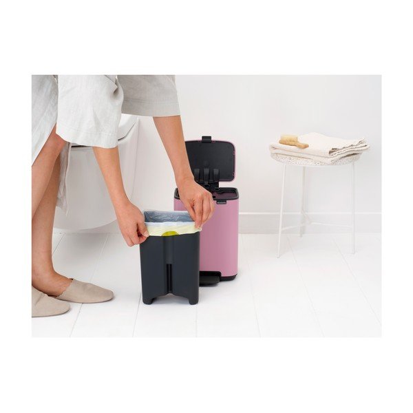 Różowy stalowy kosz na śmieci z pedałem 4 l Bo – Brabantia-image-3
