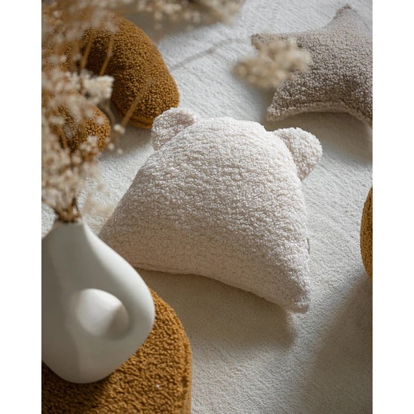 Kremowa poduszka na sofę dziecięcą z materiału bouclé Bear – Wigiwama-image-3