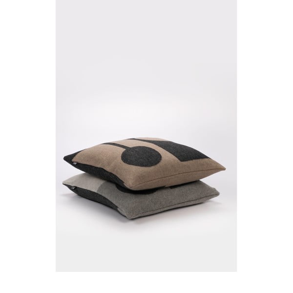 Wełniana poszewka na poduszkę 50x50 cm Värn – Markslöjd-image-1