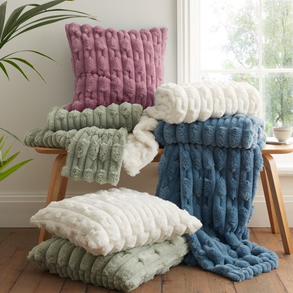 Różowy koc z mikropluszu 150x200 cm Carved Fur – Bianca-image-4