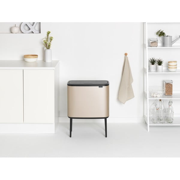 Stalowy kosz na śmieci otwierany na dotyk w kolorze złota 36 l Bo Touch Bin – Brabantia-image-1