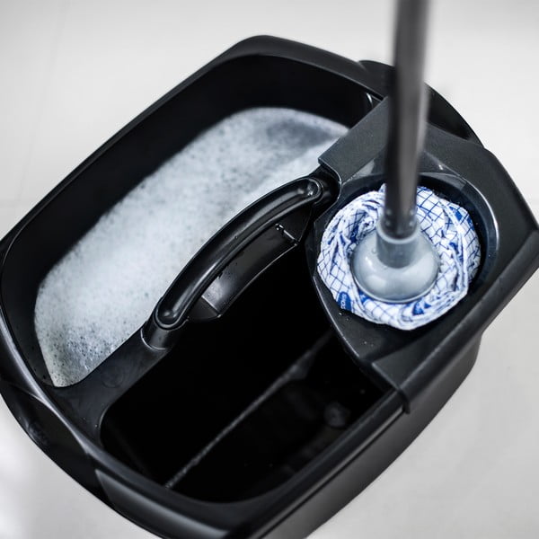 Plastikowe wiaderko 10 l – Addis-image-1