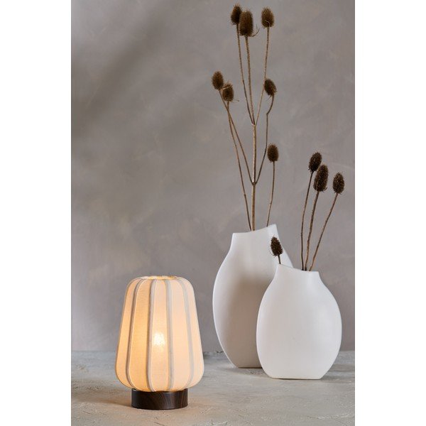 Biała metalowa lampa stołowa z tekstylnym kloszem (wysokość 29 cm) Bibia – Light & Living-image-1