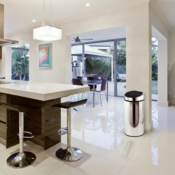 Stalowy kosz na śmieci otwierany na dotyk w kolorze srebra z połyskiem 30 l – MSV-image-1