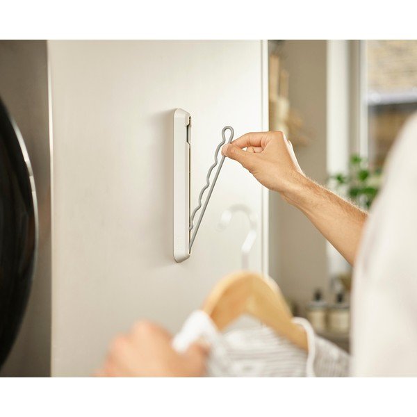 Metalowo-plastikowy uchwyt na wieszaki Orderly – Joseph Joseph-image-3