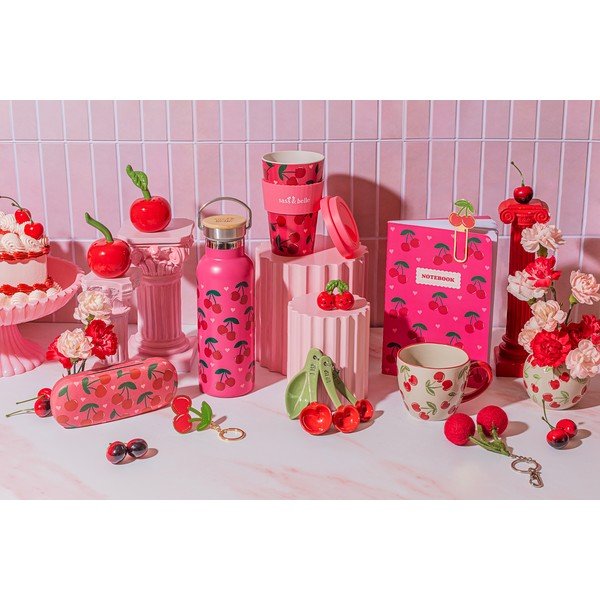 Beżowy kubek ceramiczny 250 ml Cherries – Sass & Belle-image-3