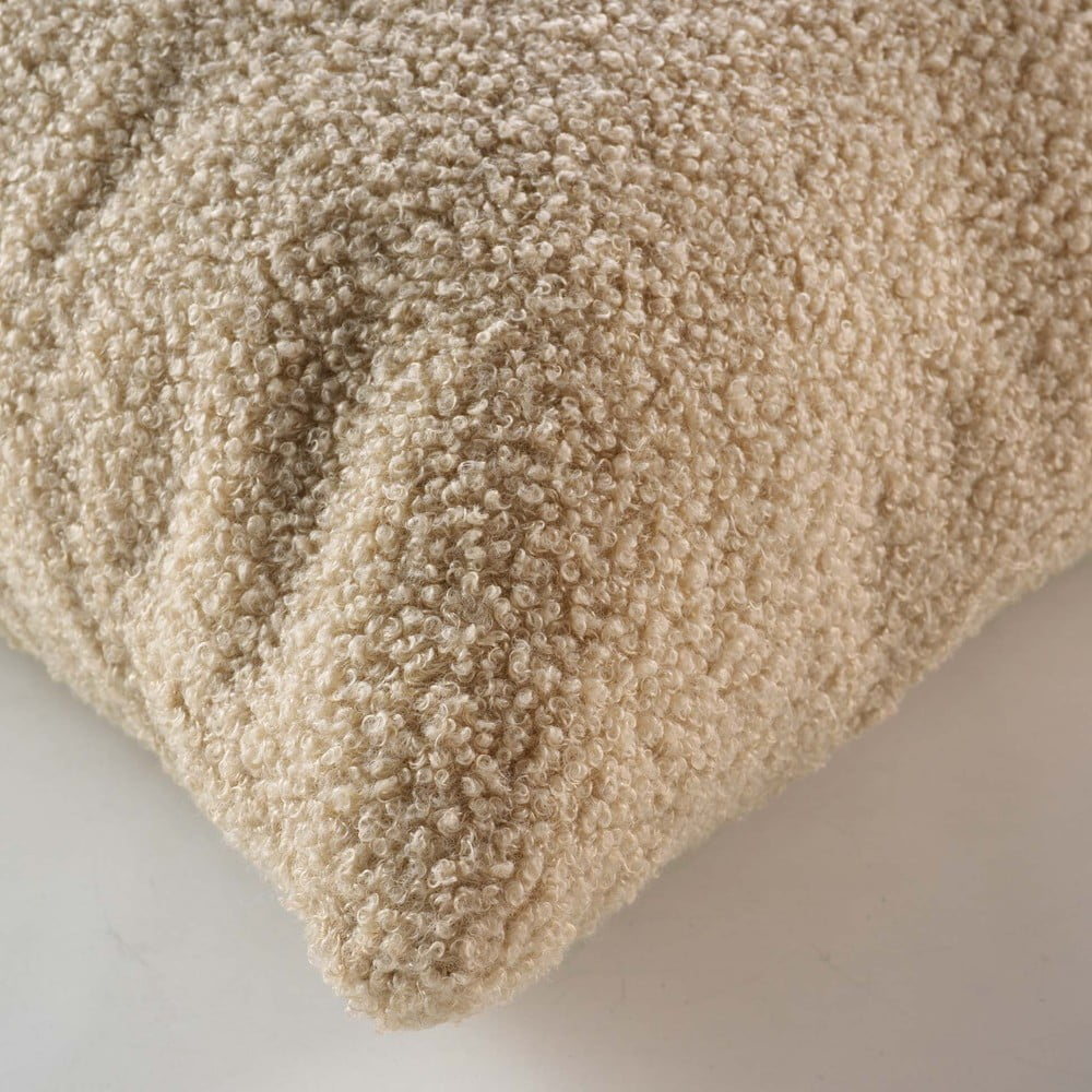 Poduszka dekoracyjna z materiału bouclé 45x45 cm Wooly – douceur d'intérieur (zdjęcie 3)