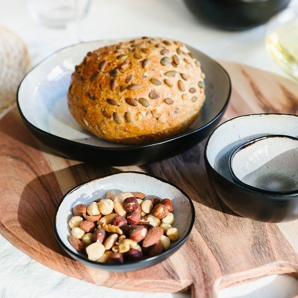 Czarny/beżowy głęboki kamionkowy talerz ø 22,5 cm Lunar – Salt&Pepper-image-1