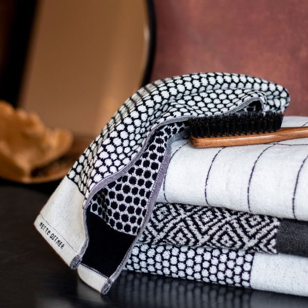 Czarno-białe bawełniane ręczniki zestaw 2 szt. 40x60 cm Grid – Mette Ditmer Denmark-image-1