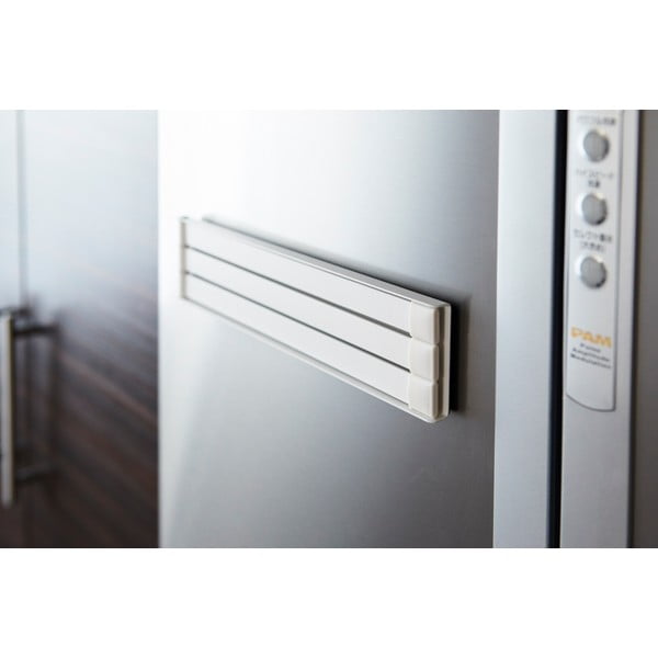 Biały magnetyczny uchwyt na ścierki YAMAZAKI Tower-image-2