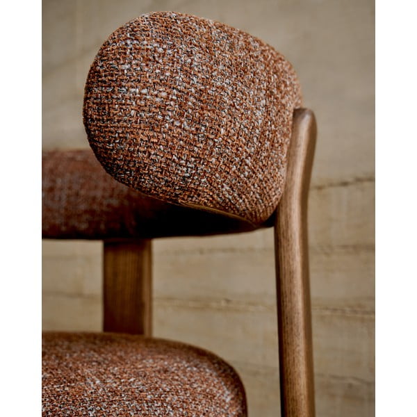 Brązowe krzesło z litego drewna jesionowego Granite – Kave Home-image-4