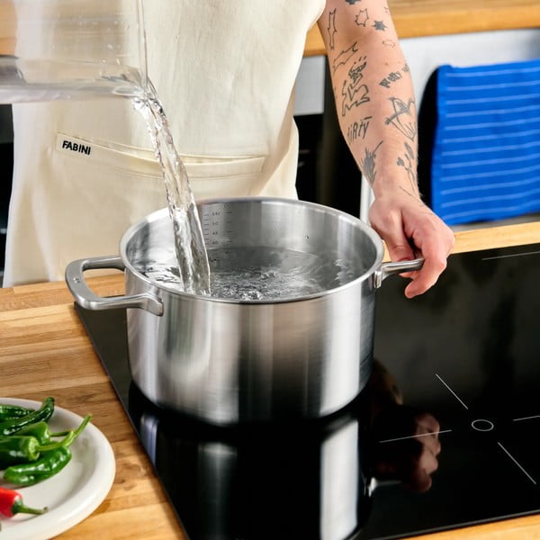 Garnek ze stali nierdzewnej z pokrywką odpowiedni na indukcję 5,5 l Lucca 3.0 – FABINI-image-1