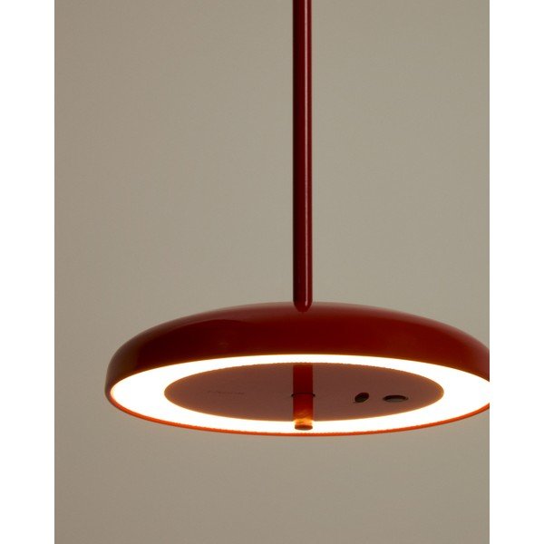 Czerwona lampa sufitowa LED ze ściemniaczem z metalowym kloszem ø 16 cm Porte – Kave Home-image-1