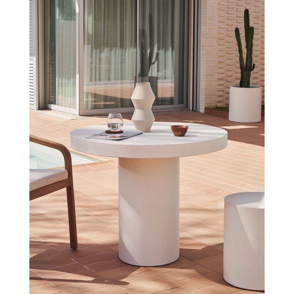 Okrągły betonowy stół ogrodowy ø 90 cm Aiguablava – Kave Home-image-1