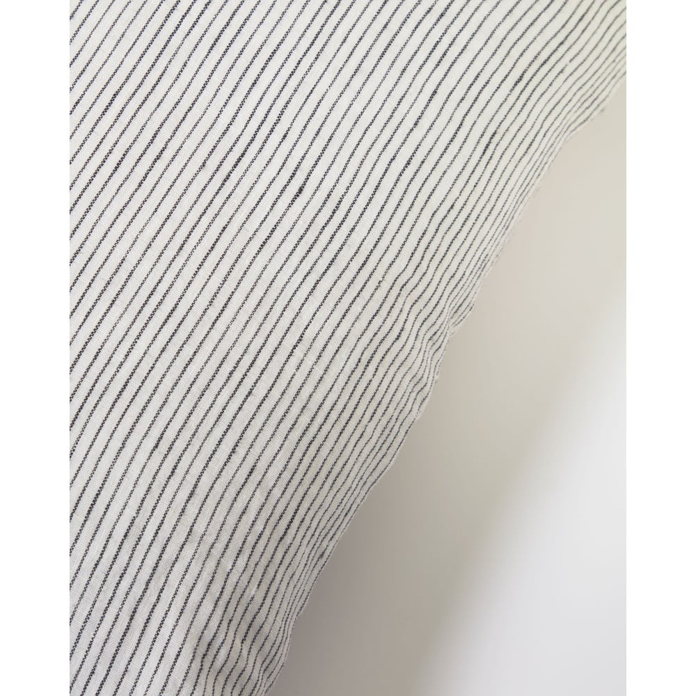 Lniana poszewka na poduszkę 45x45 cm Marena – Kave Home (zdjęcie 3)
