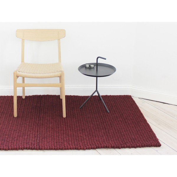 Ciemnowiśniowy wełniany dywan kulkowy Wooldot Ball Rugs, 120x180 cm-image-1