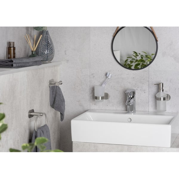 Samoprzylepny szklany dozownik do mydła w kolorze matowego srebra 200 ml Orea – Wenko-image-1