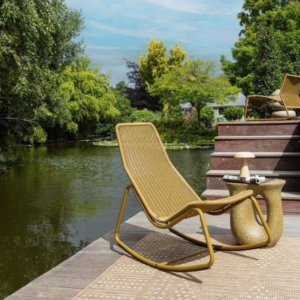 Fotel ogrodowy ze sztucznego rattanu w kolorze ochry Tom – WOOOD-image-1