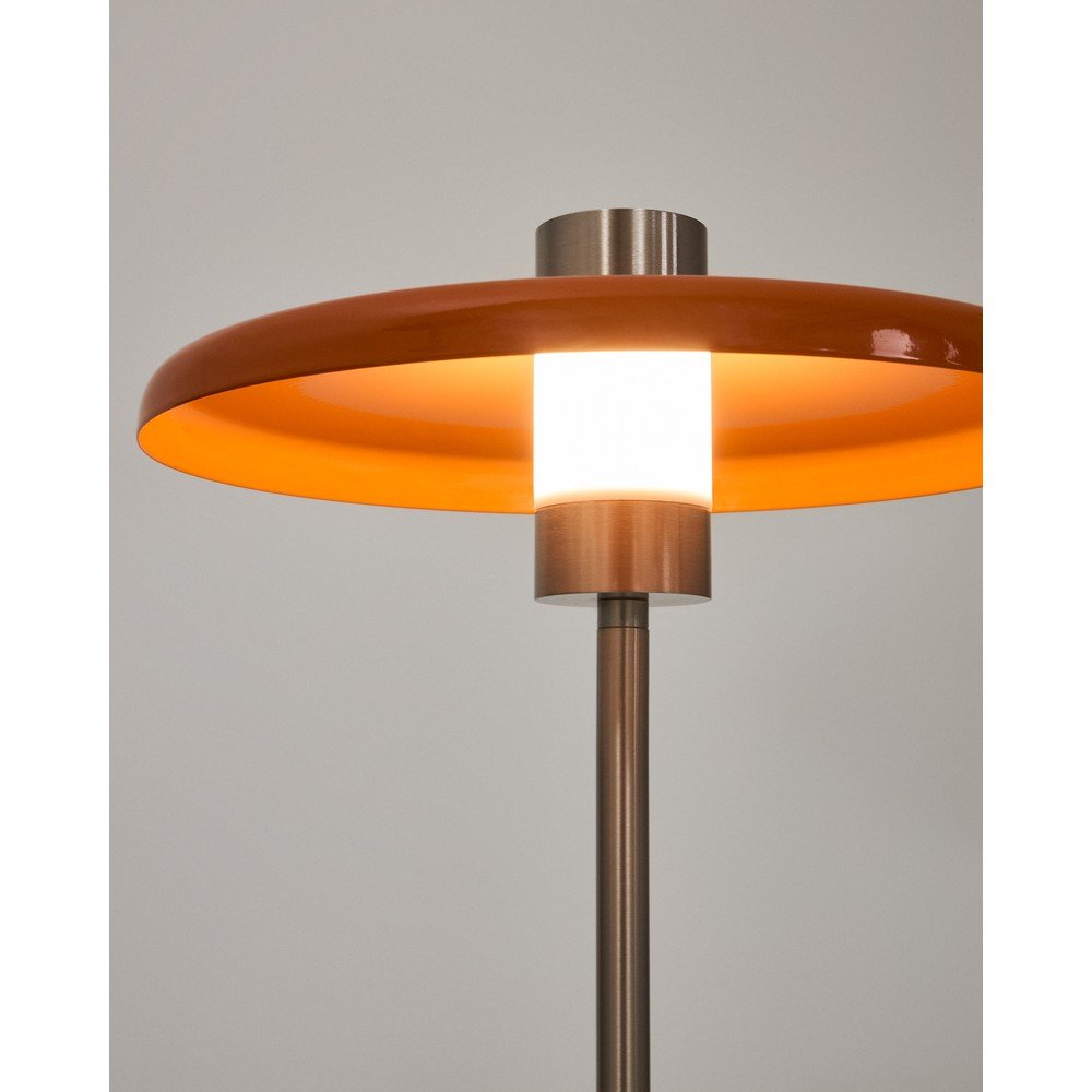 Pomarańczowa lampa stojąca z metalowym kloszem (wysokość 130 cm) Nuvira – Kave Home (zdjęcie 3)