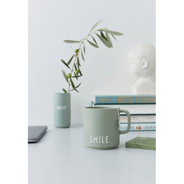 Zielony porcelanowy kubek Design Letters Smile-image-2