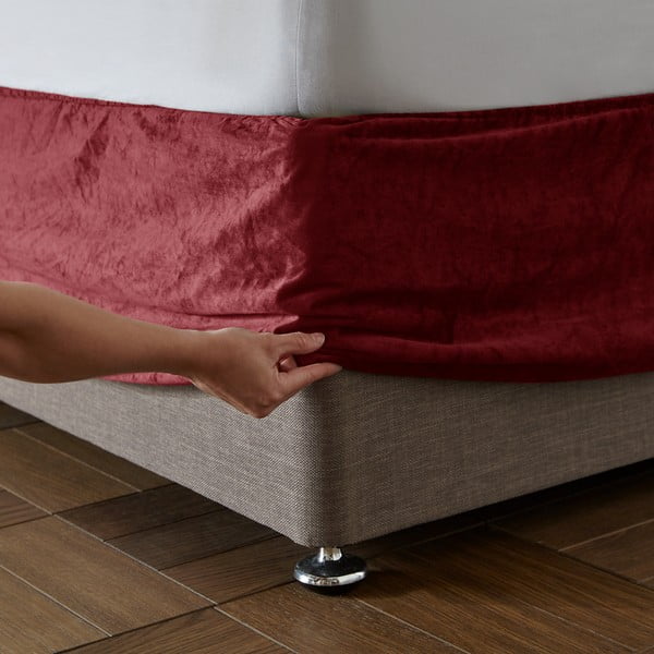 Czerwony aksamitny pokrowiec na ramę łóżka z gumką 137x198 cm Kingsley – Catherine Lansfield-image-1