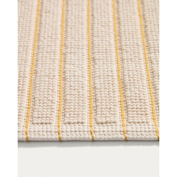 Żółty/beżowy tekstylny dywanik łazienkowy 50x80 cm Merade – Kave Home-image-3