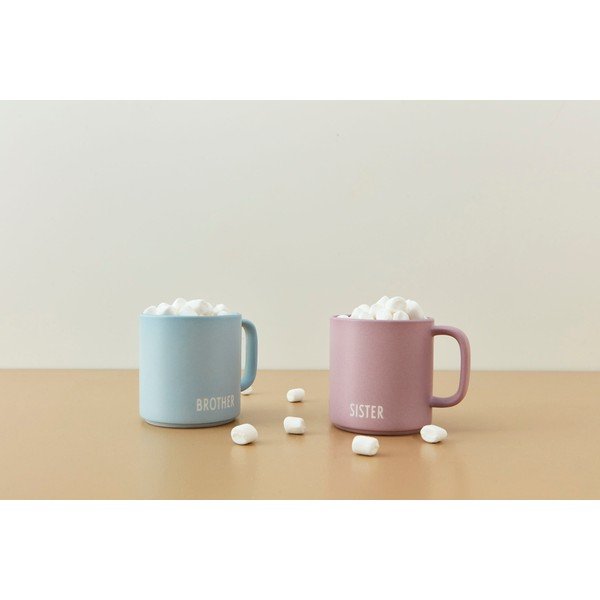 Fioletowy porcelanowy kubek 175 ml Sister – Design Letters-image-1